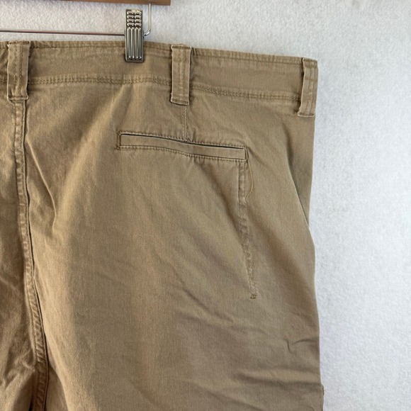 Mens Wrangler Cargo Shorts Size‎ Casual Outdoor Work Hiking Travel Tan - Picture 8 of 10